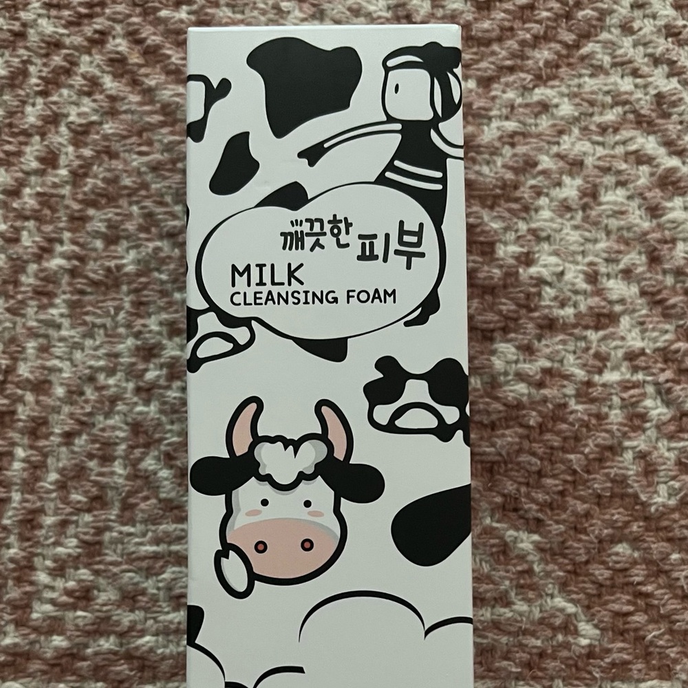 Esfolio Cleanser Pure Milk Extract Cleansing Foam Face Wash
